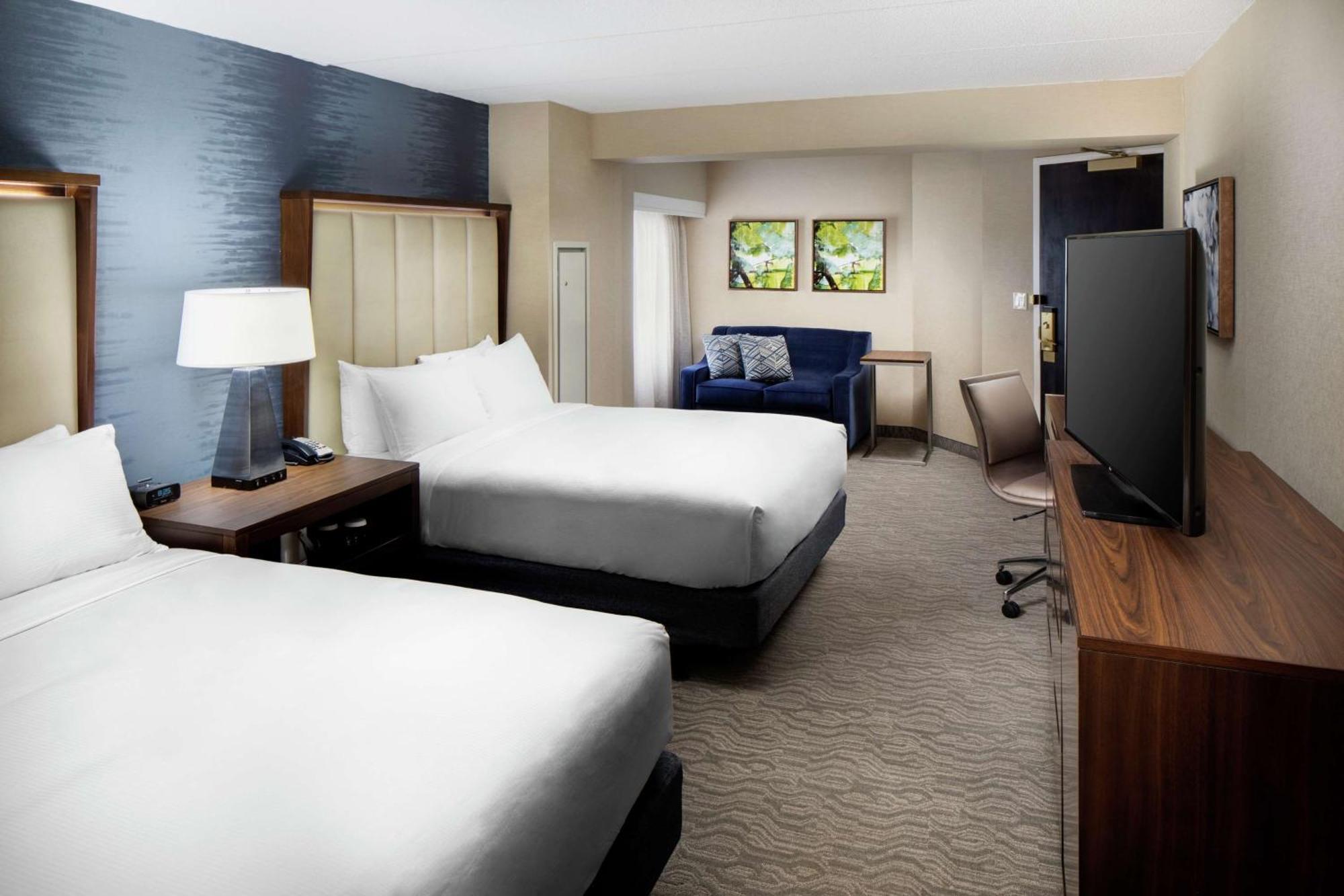 Doubletree By Hilton Nashua Hotel Екстериор снимка