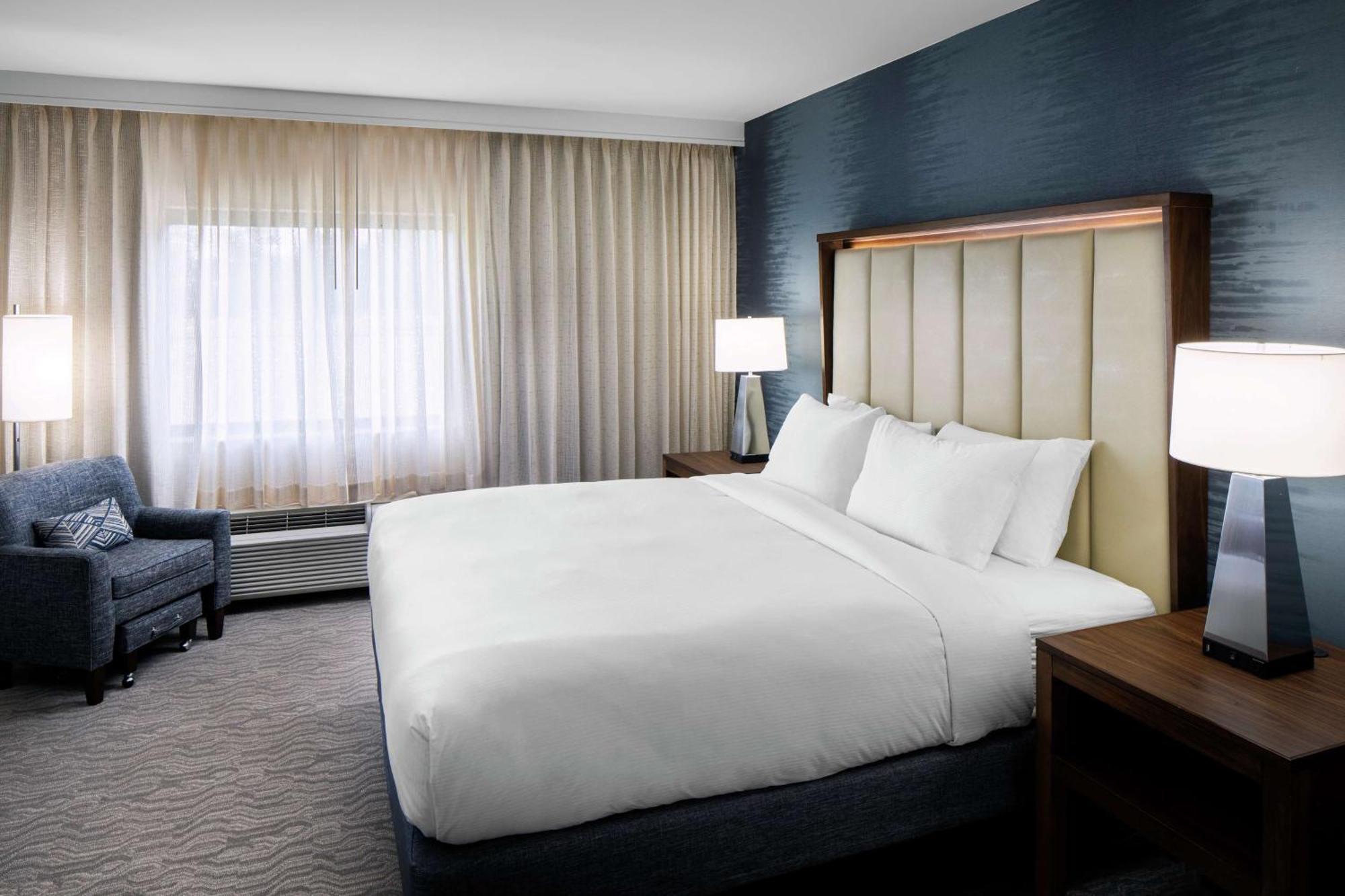Doubletree By Hilton Nashua Hotel Екстериор снимка