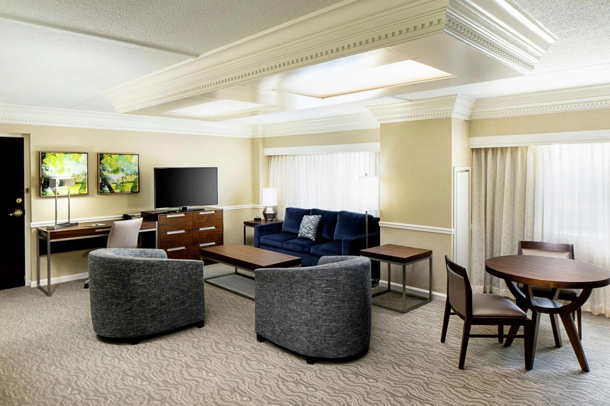 Doubletree By Hilton Nashua Hotel Екстериор снимка