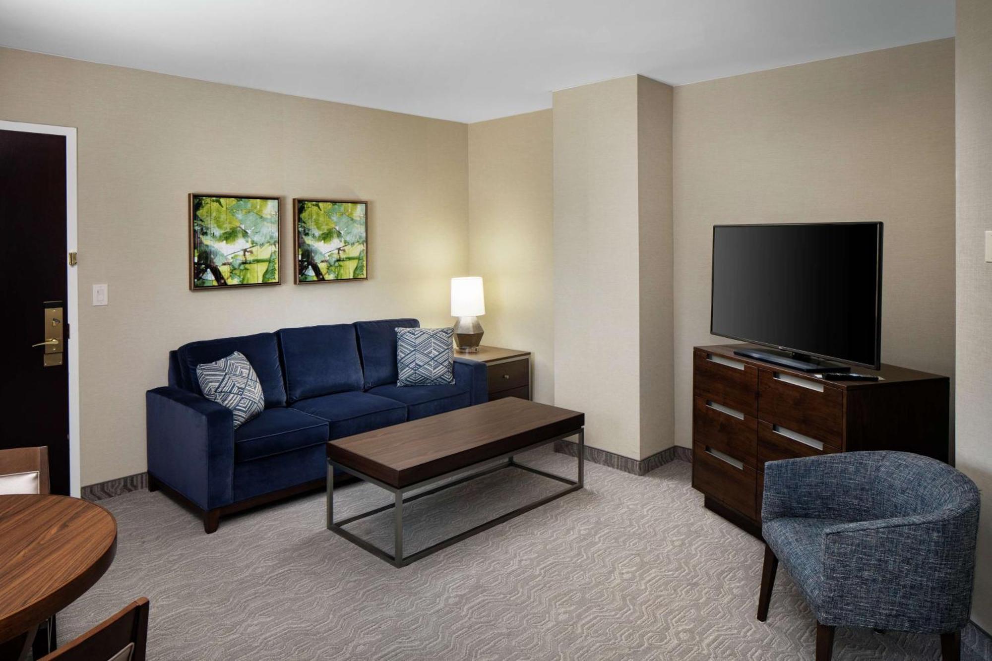 Doubletree By Hilton Nashua Hotel Екстериор снимка