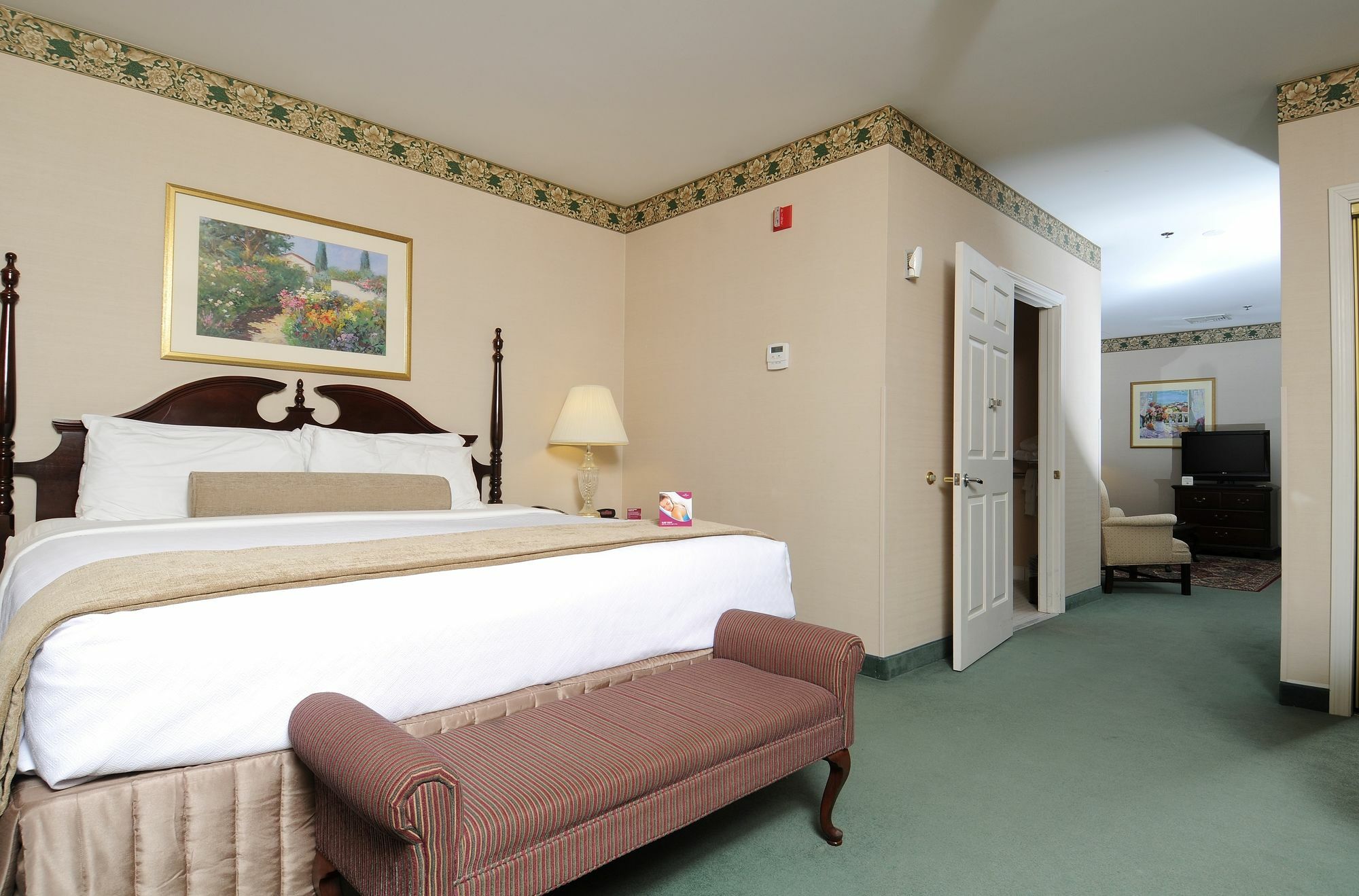 Doubletree By Hilton Nashua Hotel Екстериор снимка