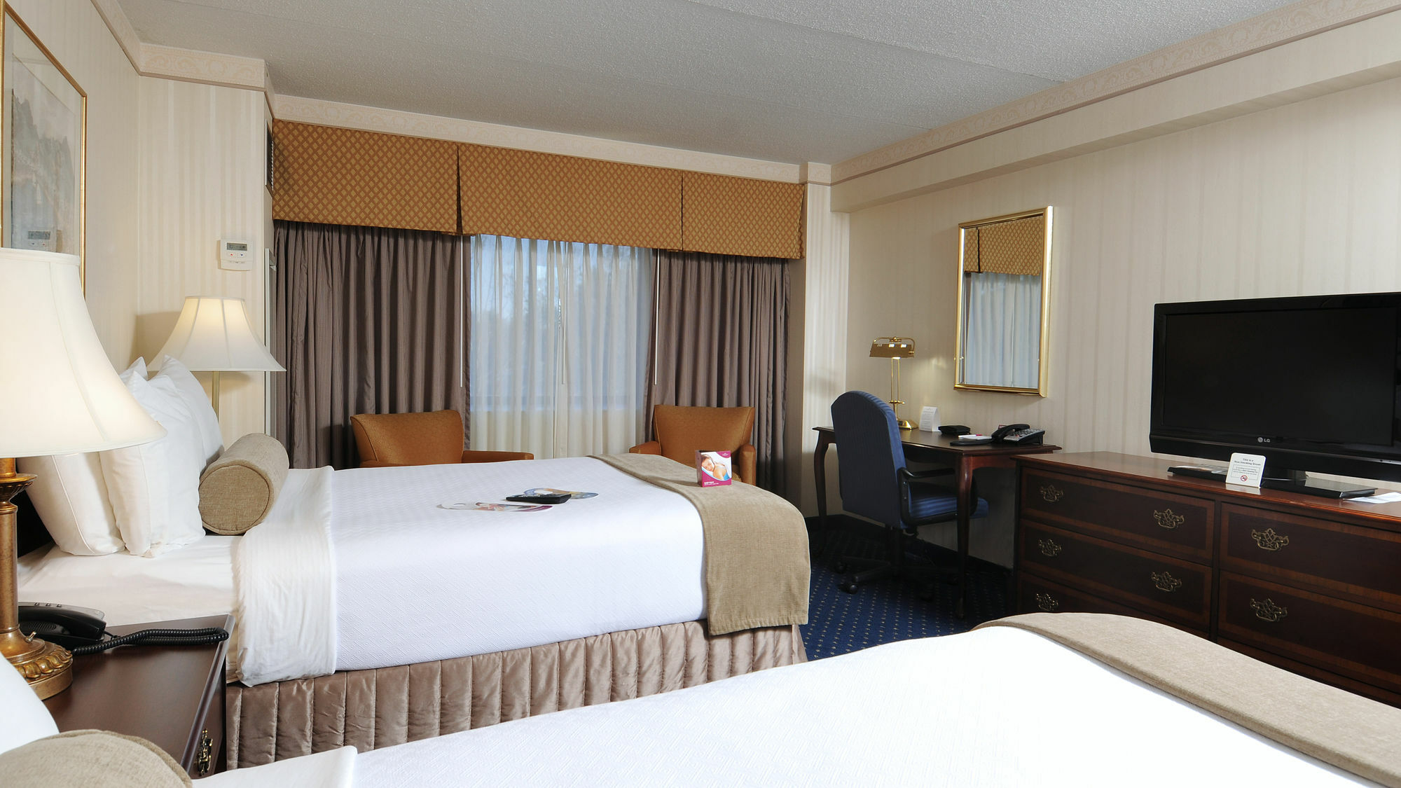 Doubletree By Hilton Nashua Hotel Екстериор снимка