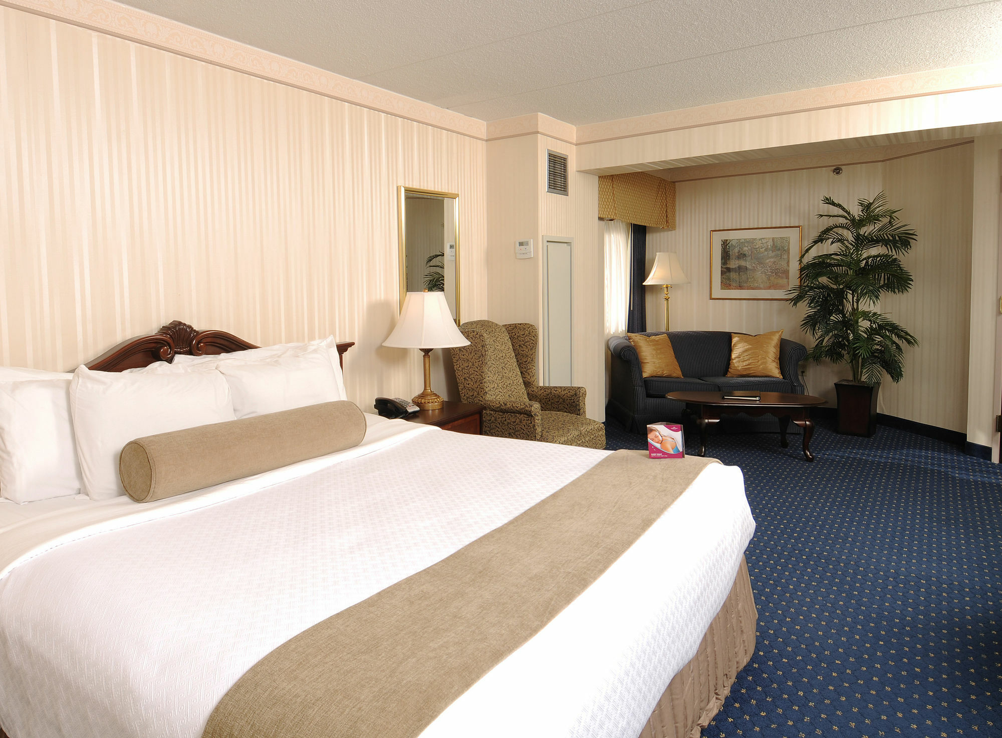 Doubletree By Hilton Nashua Hotel Екстериор снимка