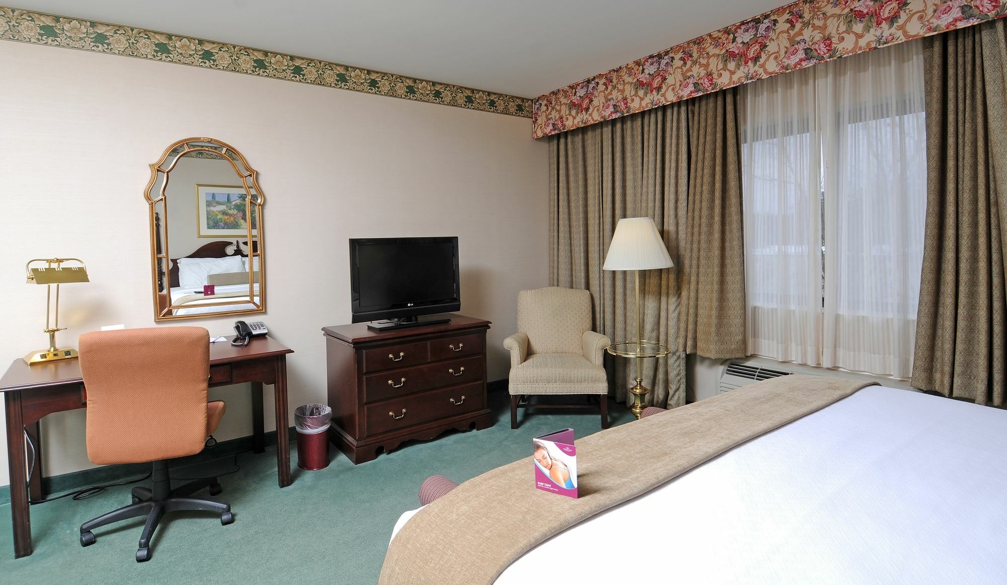 Doubletree By Hilton Nashua Hotel Екстериор снимка