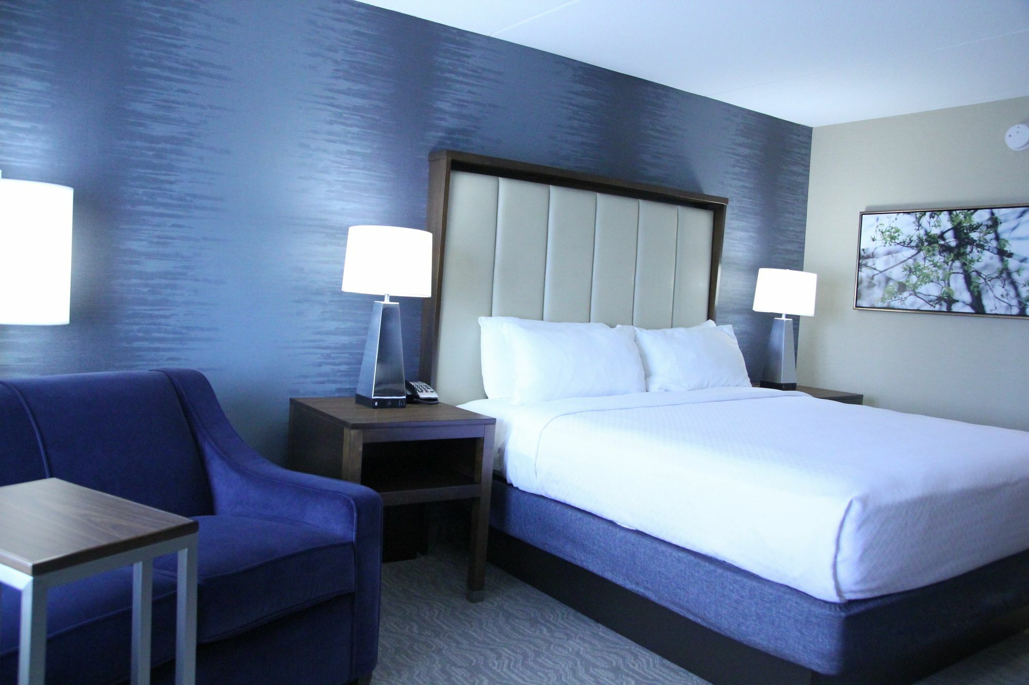 Doubletree By Hilton Nashua Hotel Екстериор снимка