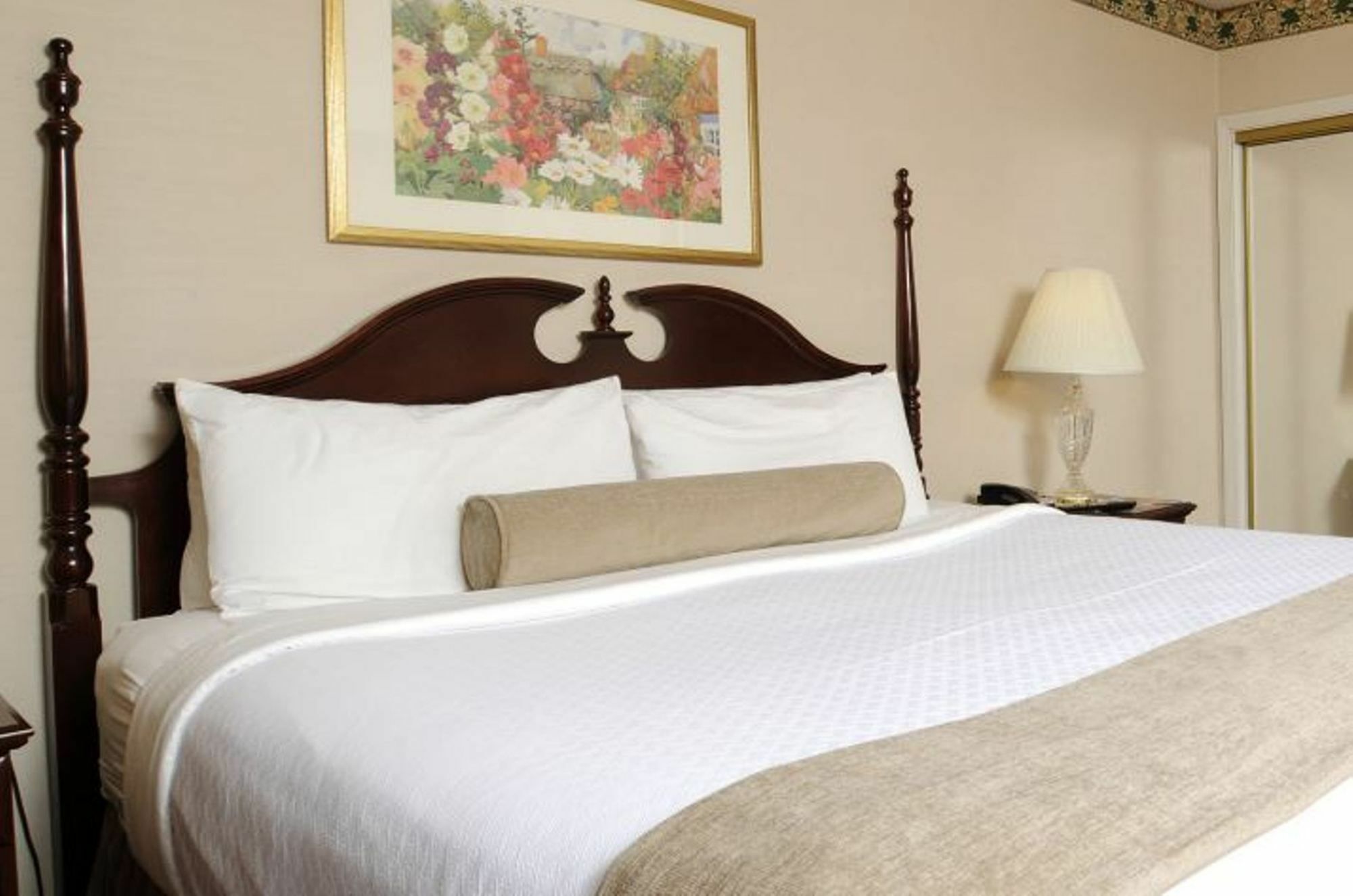 Doubletree By Hilton Nashua Hotel Екстериор снимка